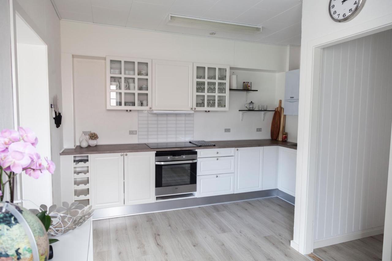 Like Home Holiday House 9 A Варде Экстерьер фото